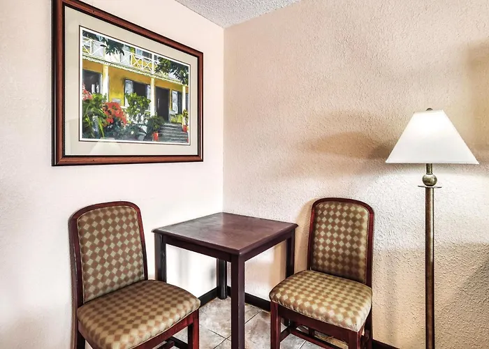 Palms Garden Inn