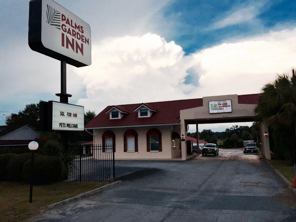 Inn Palms Garden Ellisville